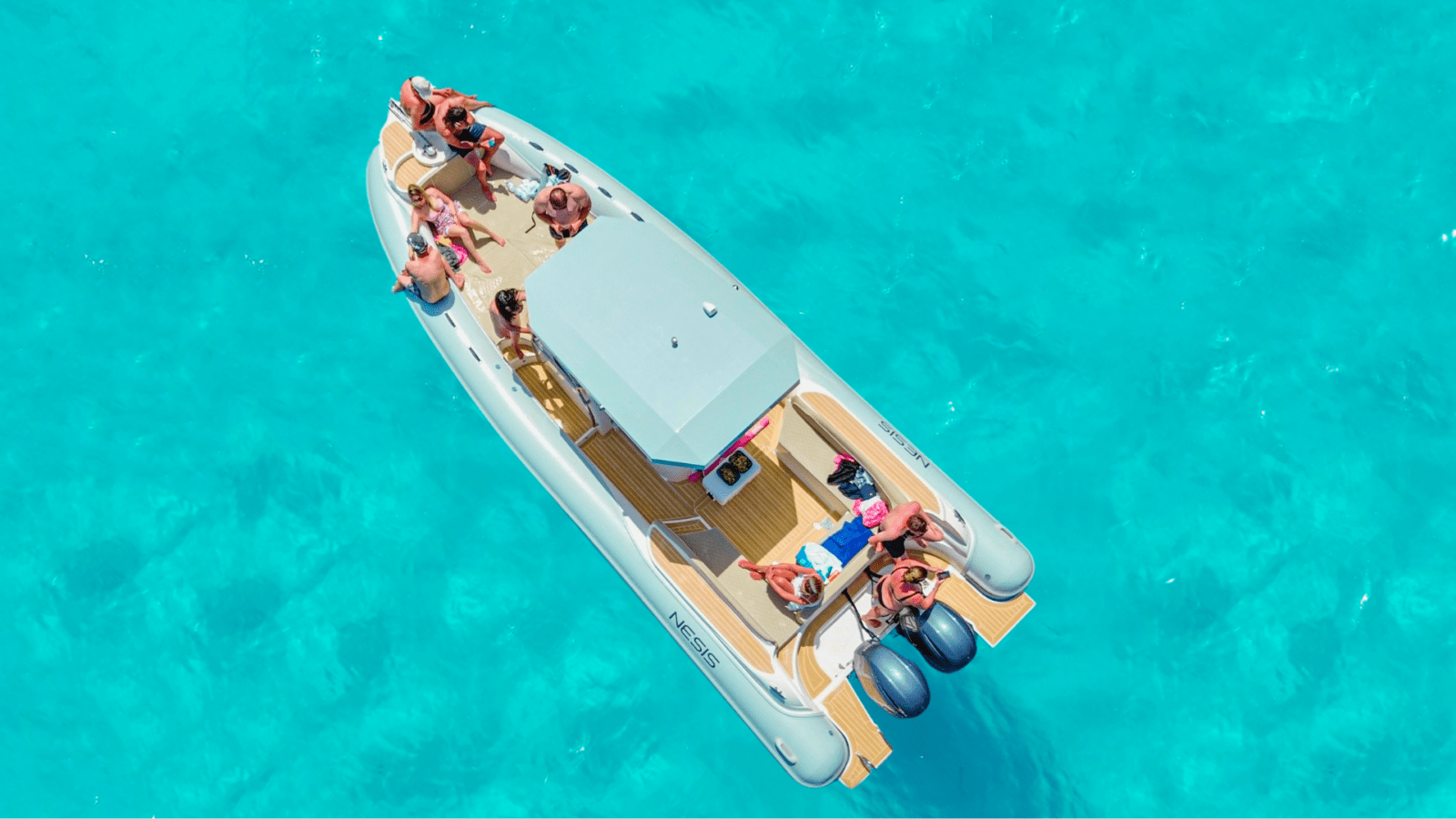 Alquiler de bote inflable Nesis – 12 personas